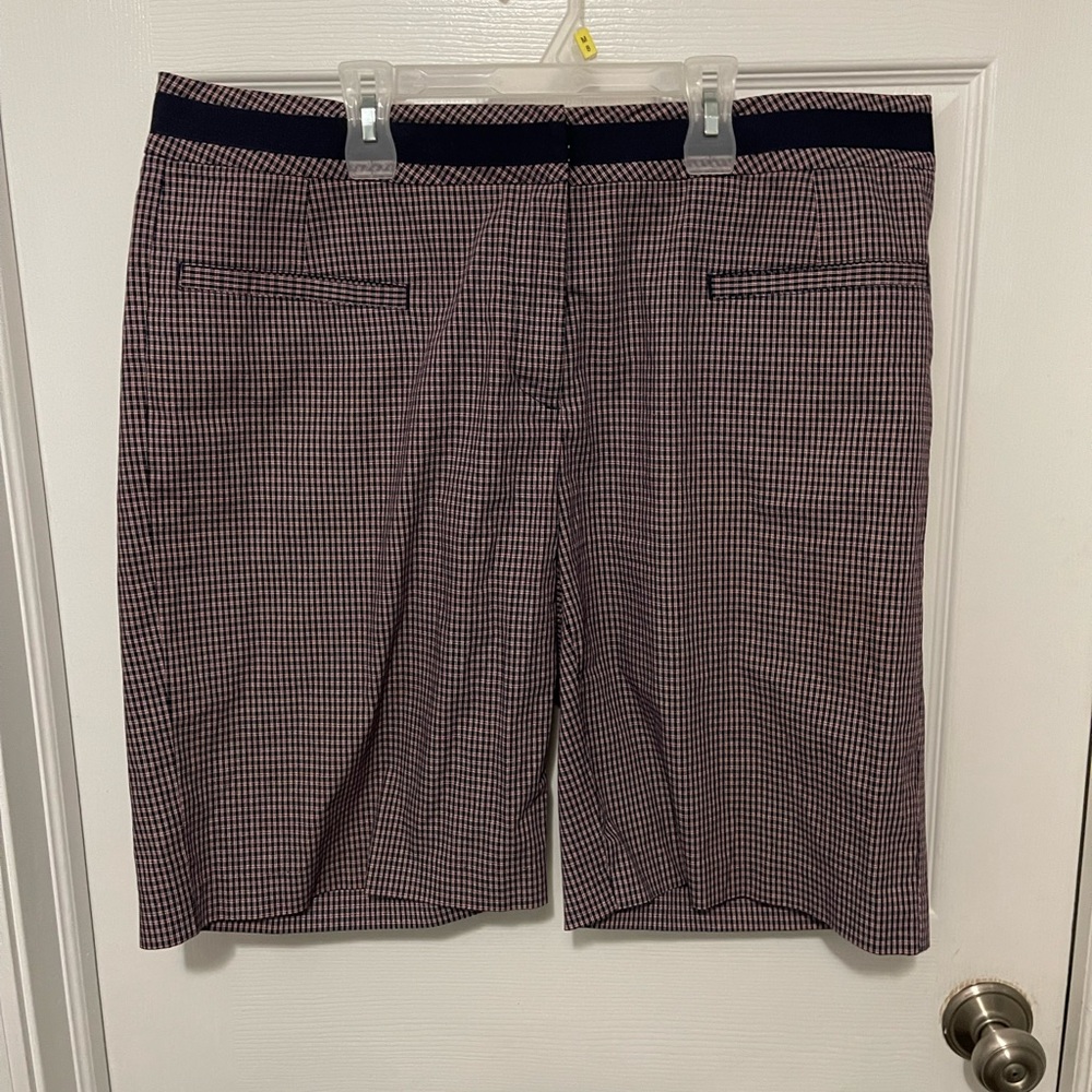 Tommy Hilfiger Golf Women's Red Blue Plaid Flat Front Chino Shorts 16